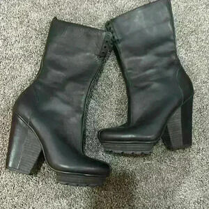 Black zip up heeled boots tsubo braeden